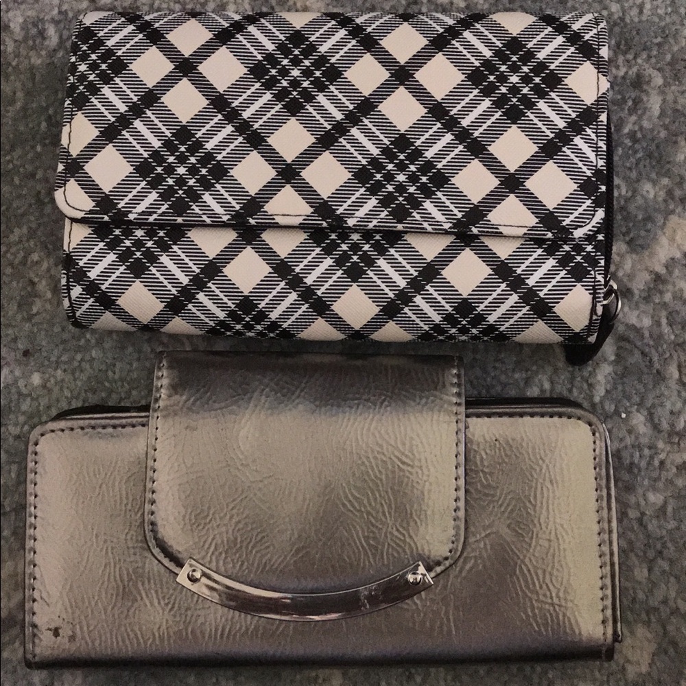 Two wallets - Picture 2 of 2